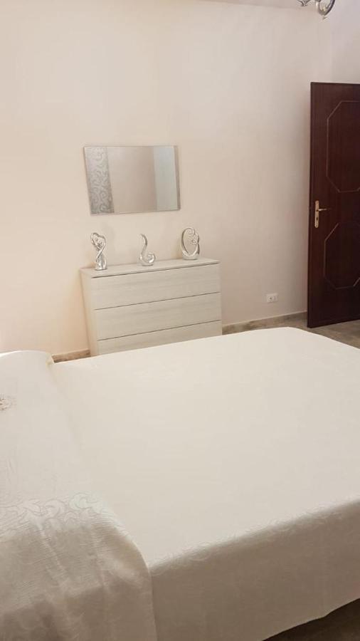 Casa Vacanze Il Girasole בלסטראטה מראה חיצוני תמונה